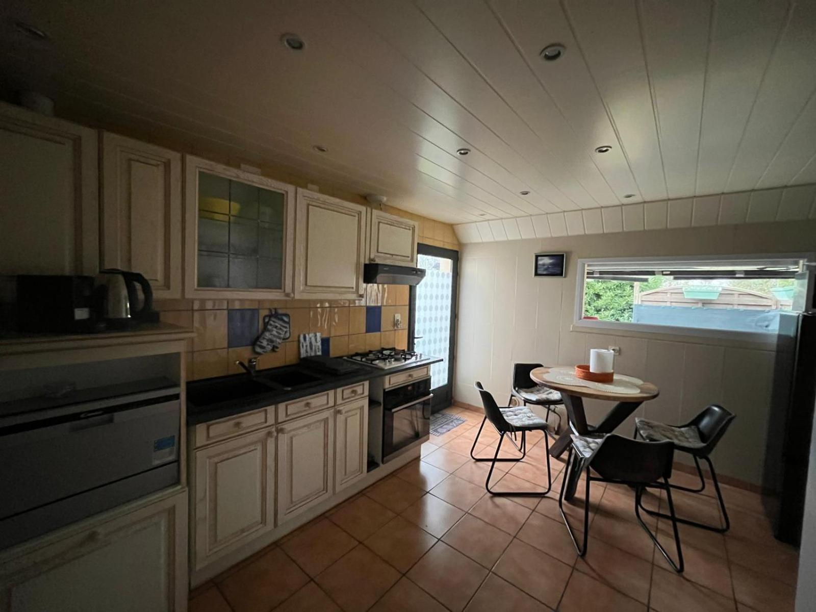 Appartement Type Loft Avec Terrasse Cherbourg-en-Cotentin Exterior photo